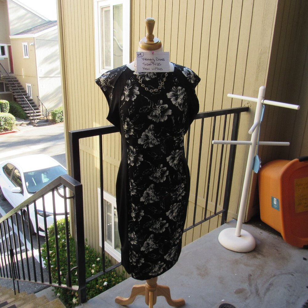 #69  NEW WOMEN'S BLACK DRESS BY OXIULI  (SIZE12US / 14US)